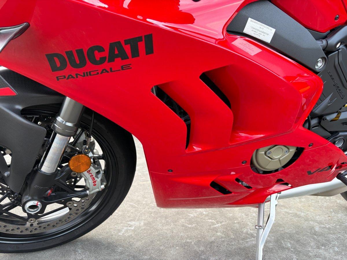 2022 DUCATI PANIGALE V4 SPORTS