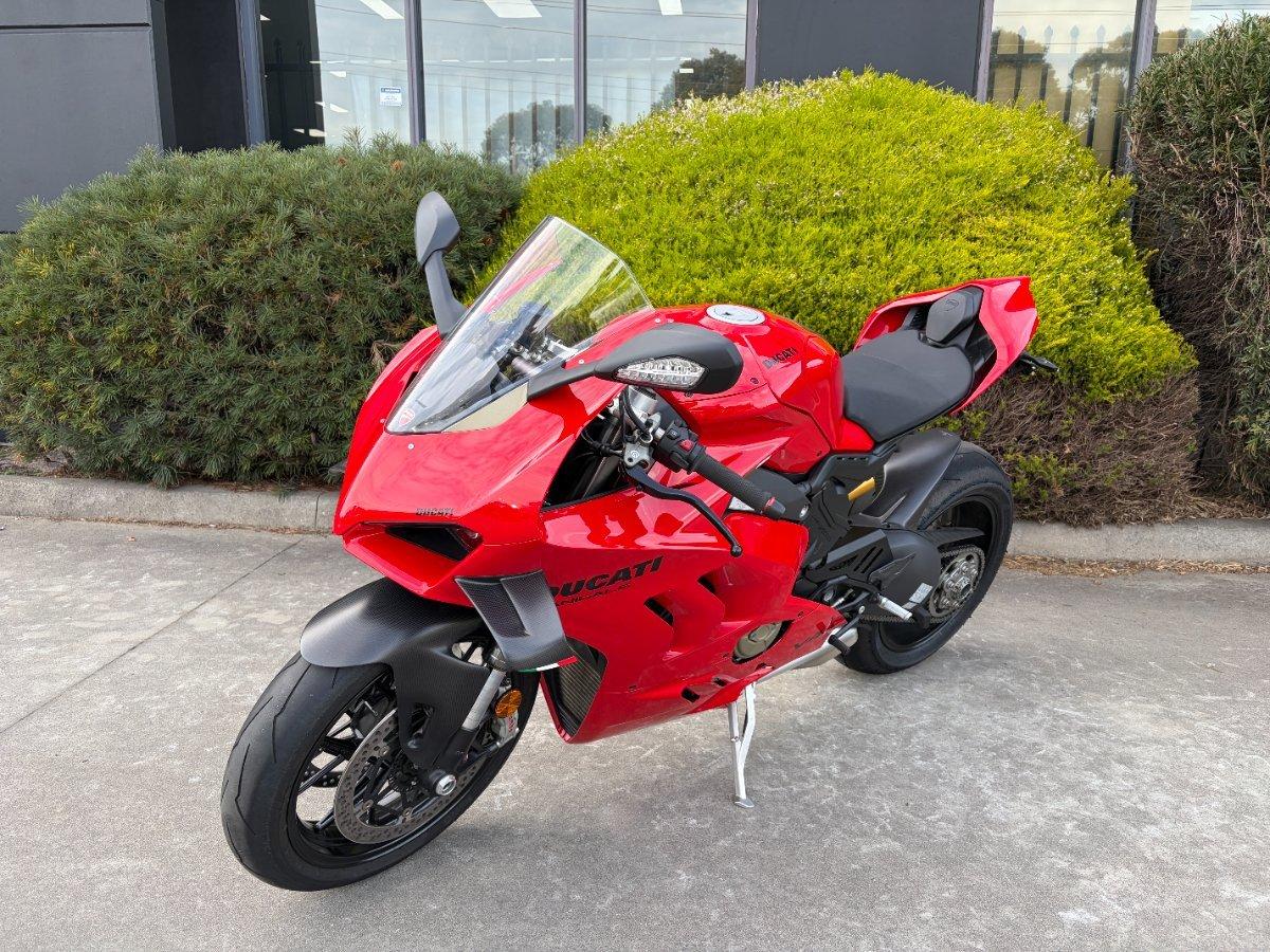 2022 DUCATI PANIGALE V4 SPORTS
