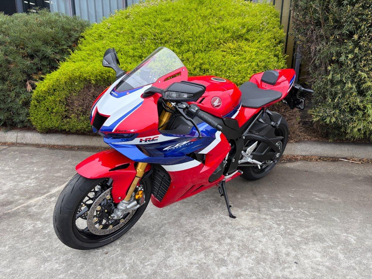 2025 HONDA CBR1000RR-R SP (FIREBLADE) ABS SPORTS