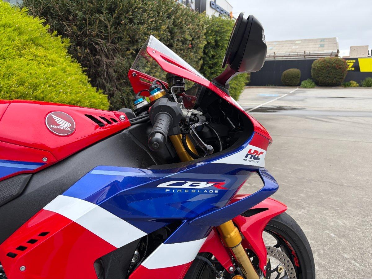 2025 HONDA CBR1000RR-R SP (FIREBLADE) ABS SPORTS
