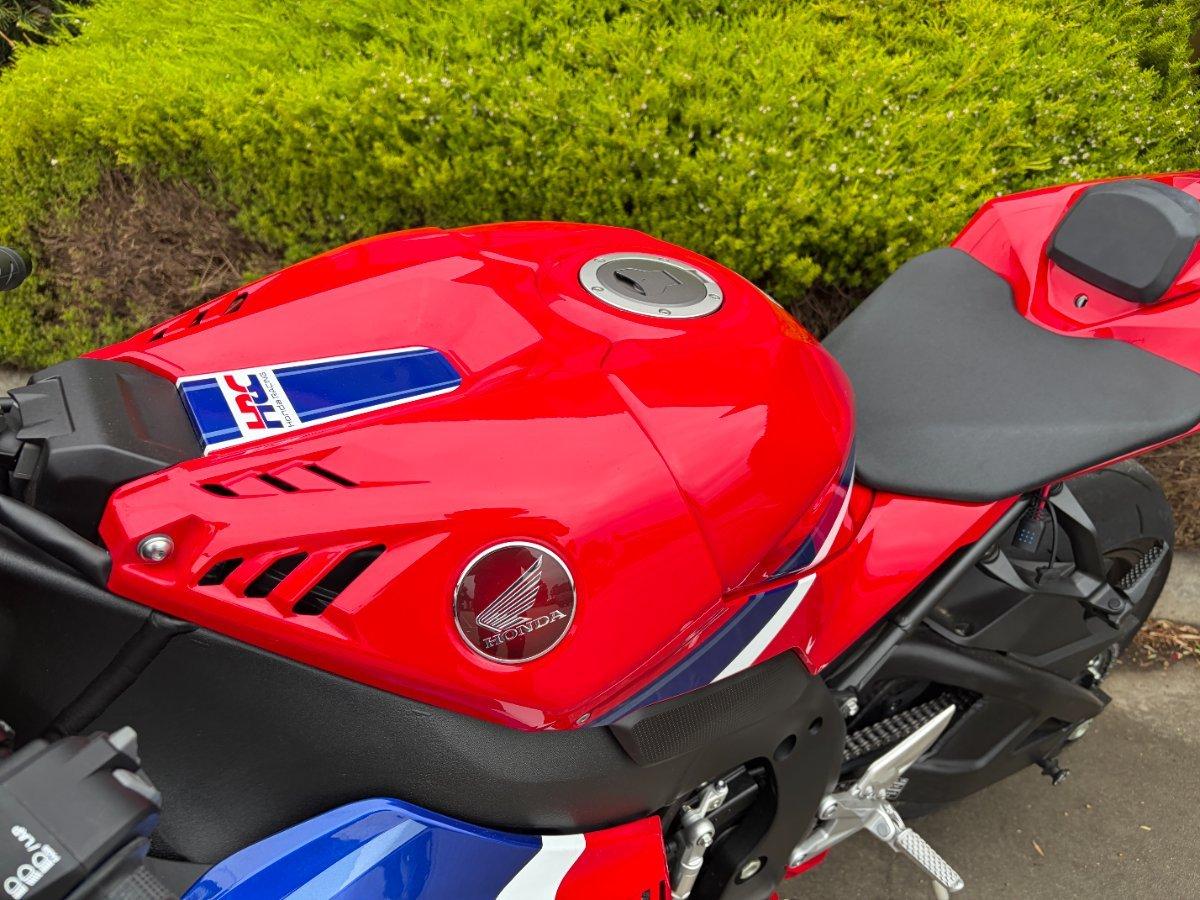 2025 HONDA CBR1000RR-R SP (FIREBLADE) ABS SPORTS
