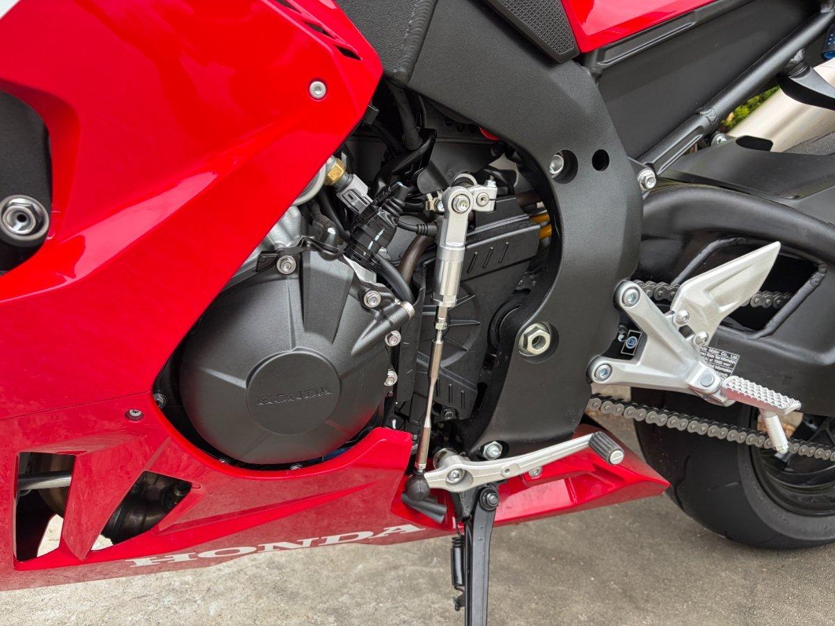 2025 HONDA CBR1000RR-R SP (FIREBLADE) ABS SPORTS