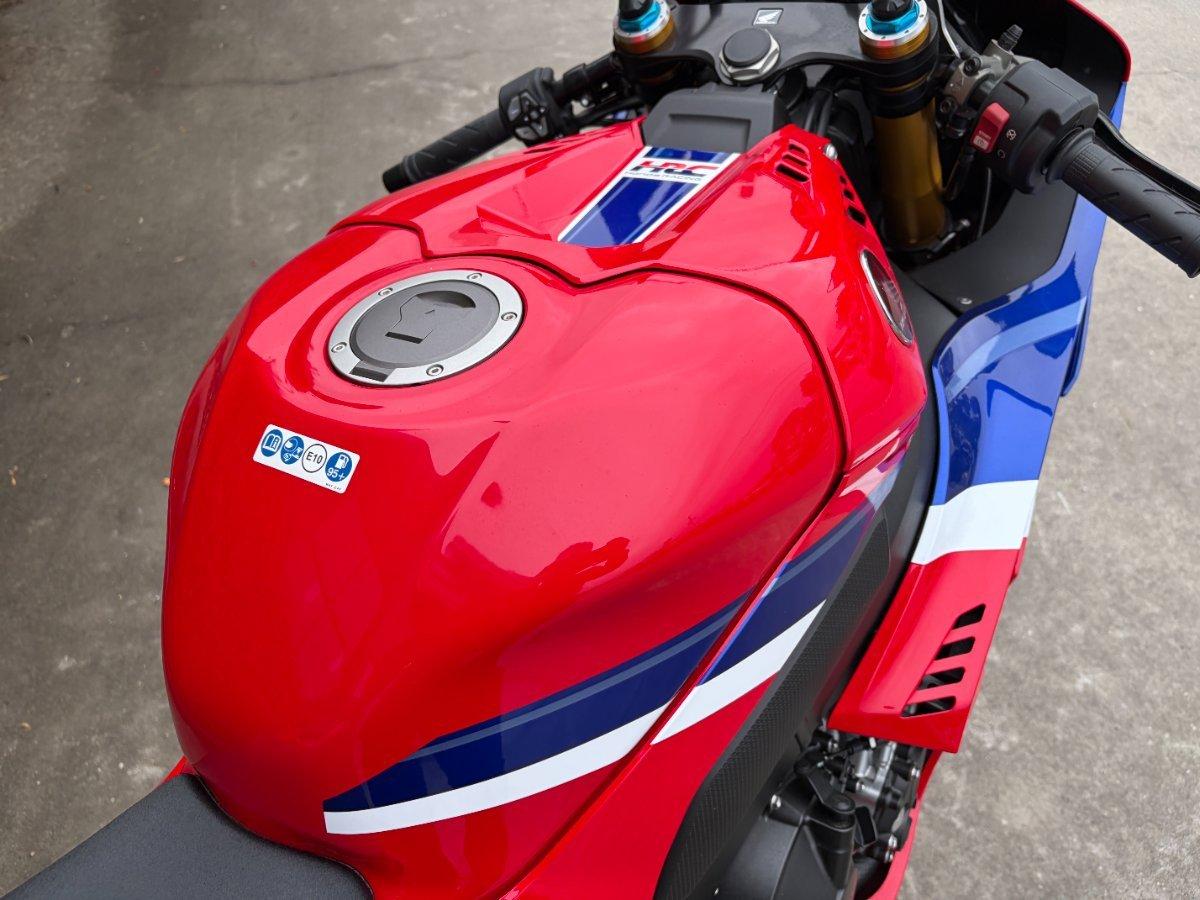 2025 HONDA CBR1000RR-R SP (FIREBLADE) ABS SPORTS