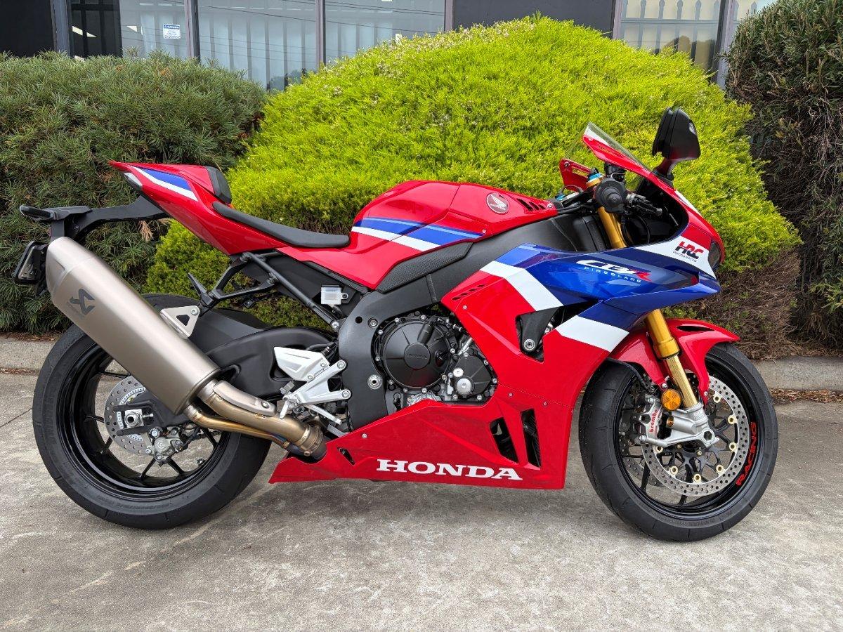 2025 HONDA CBR1000RR-R SP (FIREBLADE) ABS SPORTS