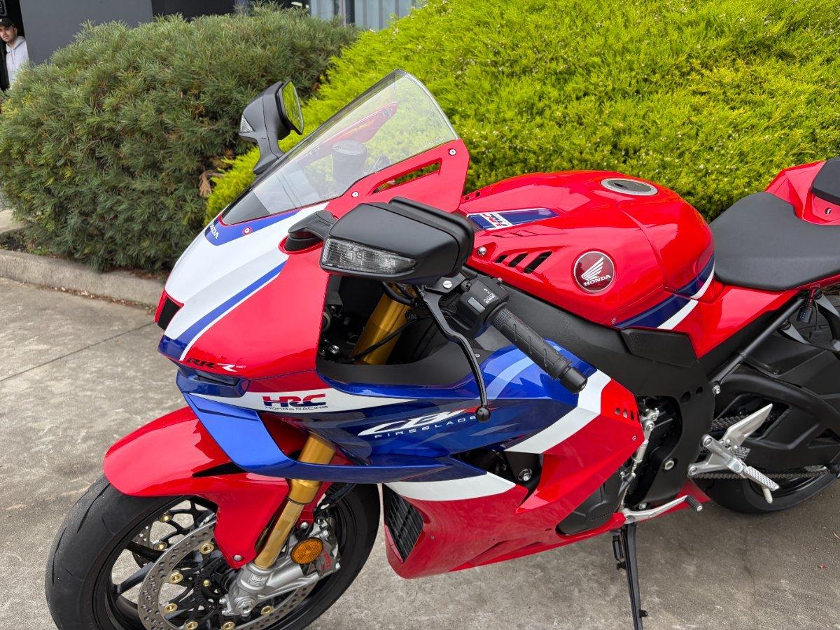 2025 HONDA CBR1000RR-R SP (FIREBLADE) ABS SPORTS