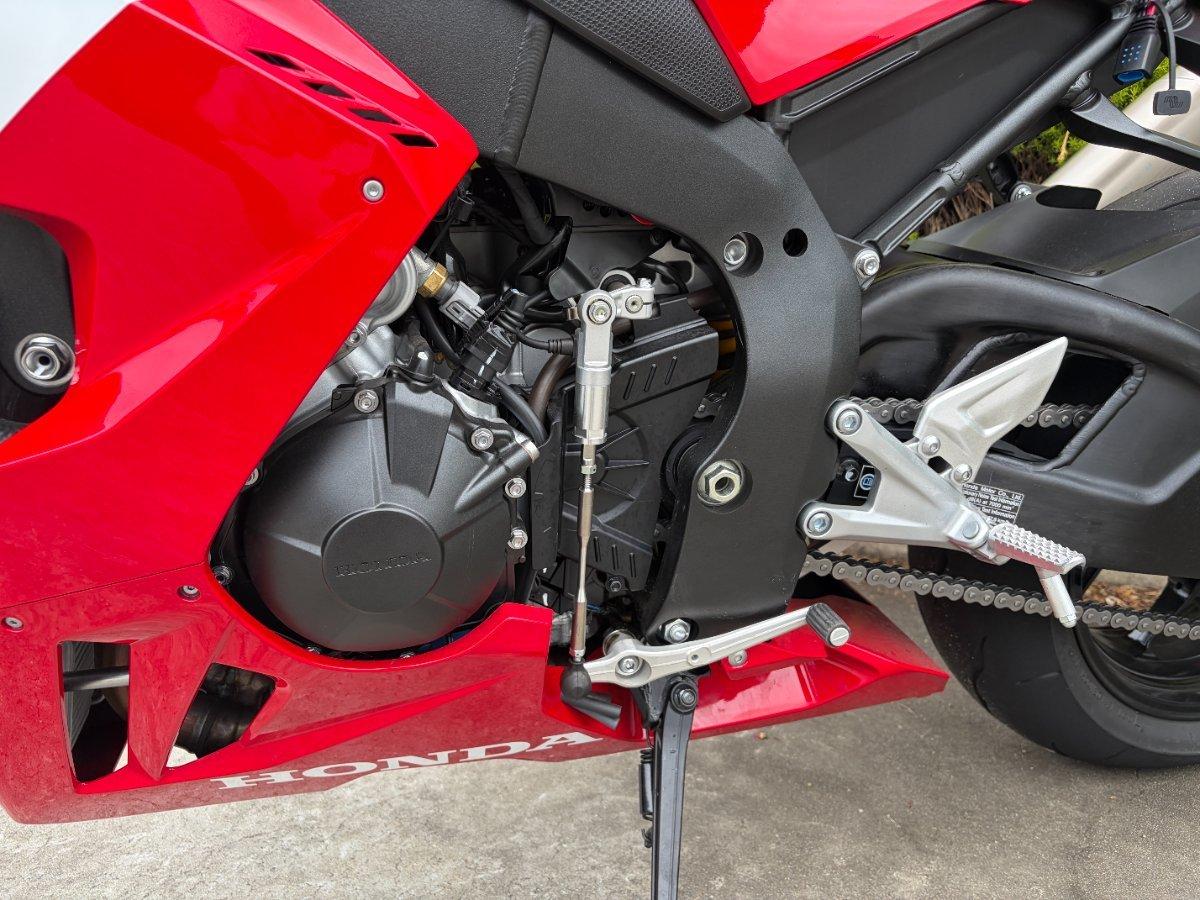 2025 HONDA CBR1000RR-R SP (FIREBLADE) ABS SPORTS