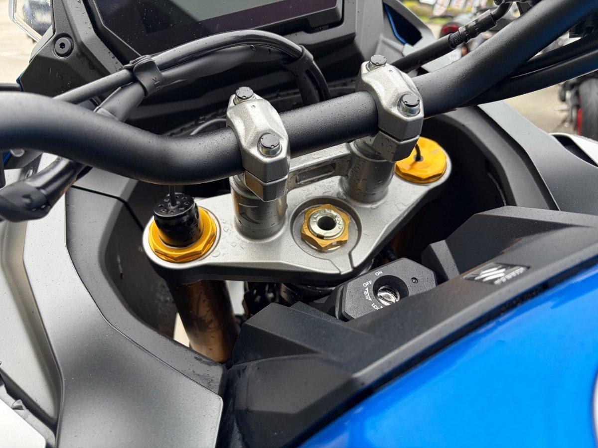 2024 SUZUKI GSX-S1000 ROAD