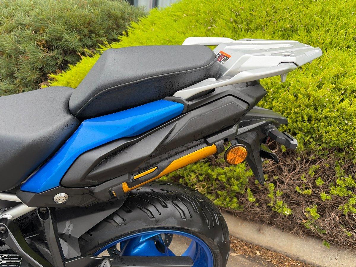 2024 SUZUKI GSX-S1000 ROAD
