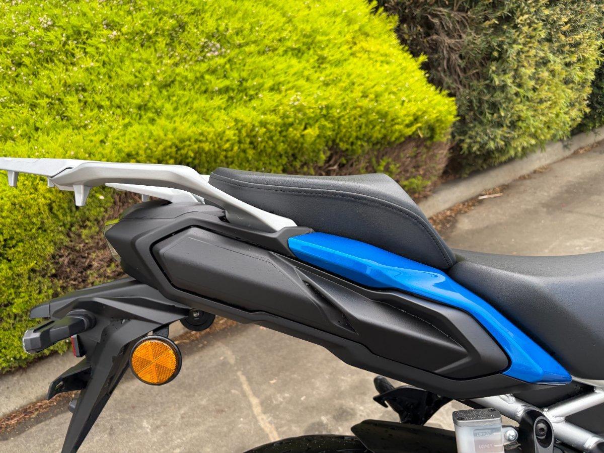 2024 SUZUKI GSX-S1000 ROAD