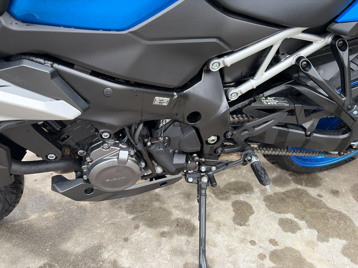 2024 SUZUKI GSX-S1000 ROAD