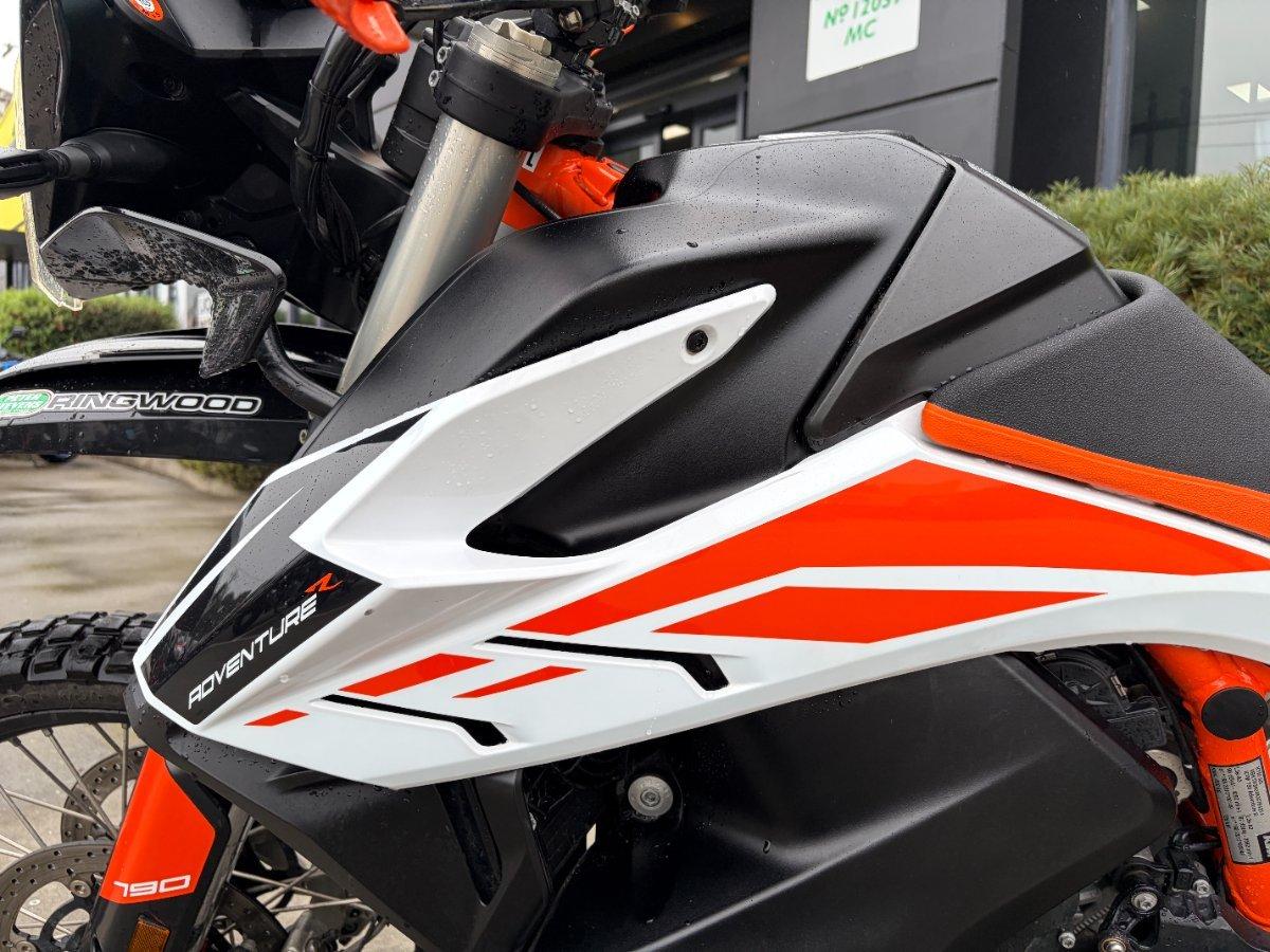 2019 KTM 790 ADVENTURE R DUAL SPORTS