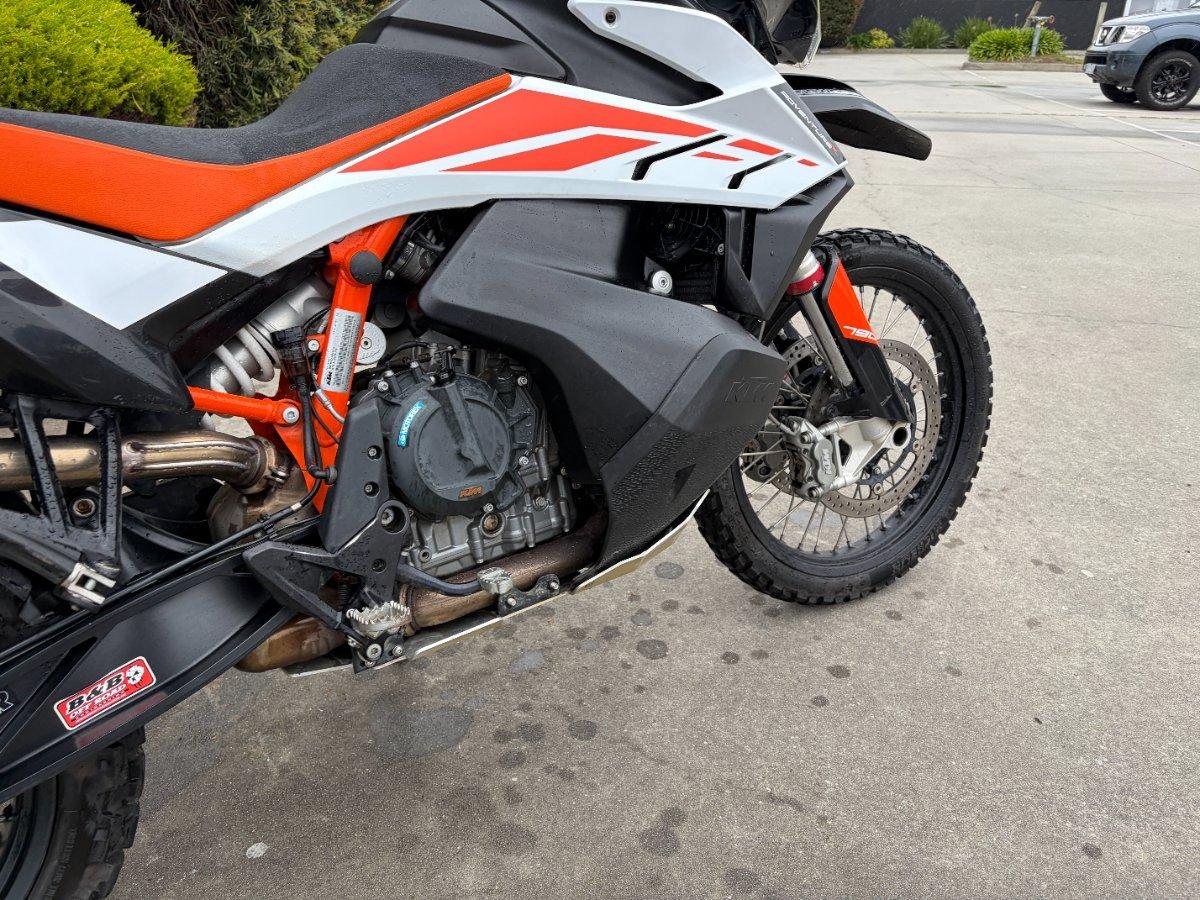 2019 KTM 790 ADVENTURE R DUAL SPORTS