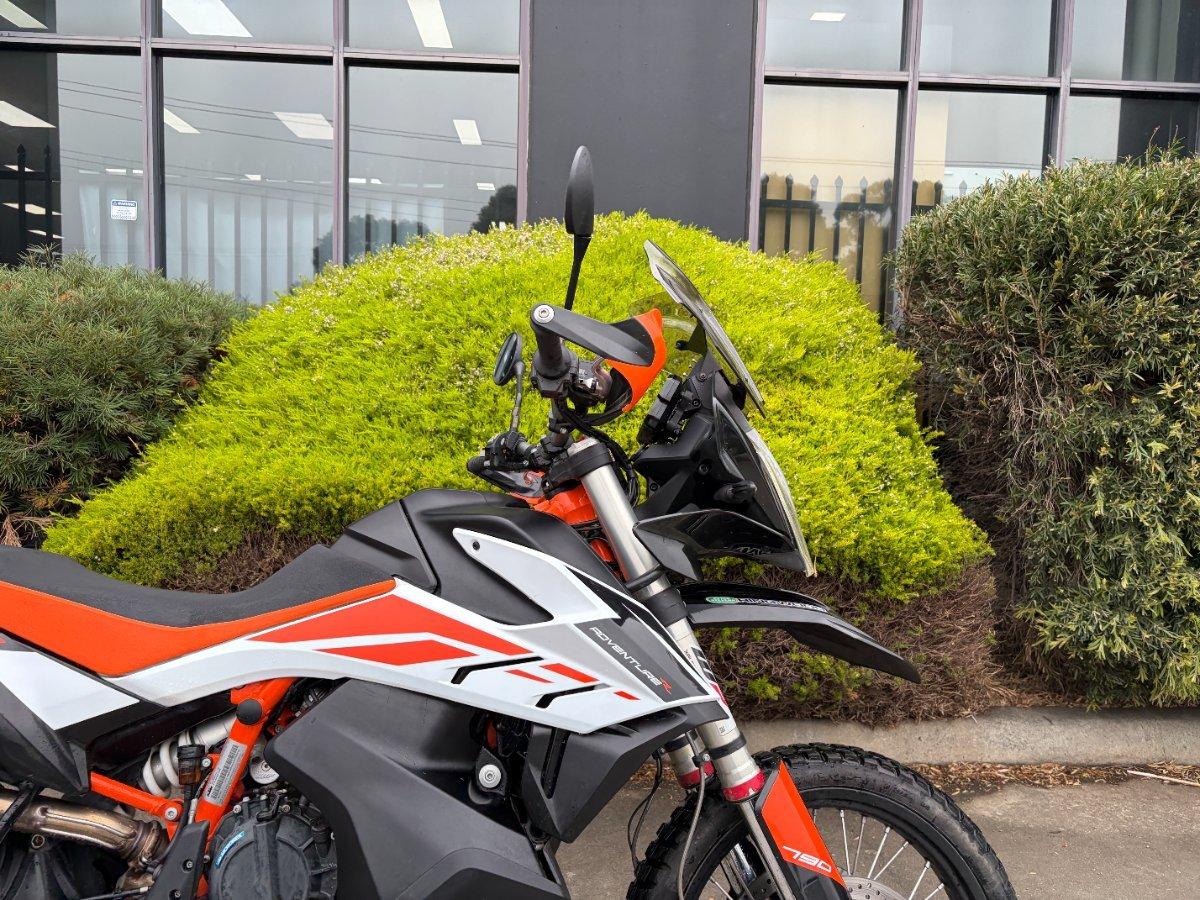 2019 KTM 790 ADVENTURE R DUAL SPORTS