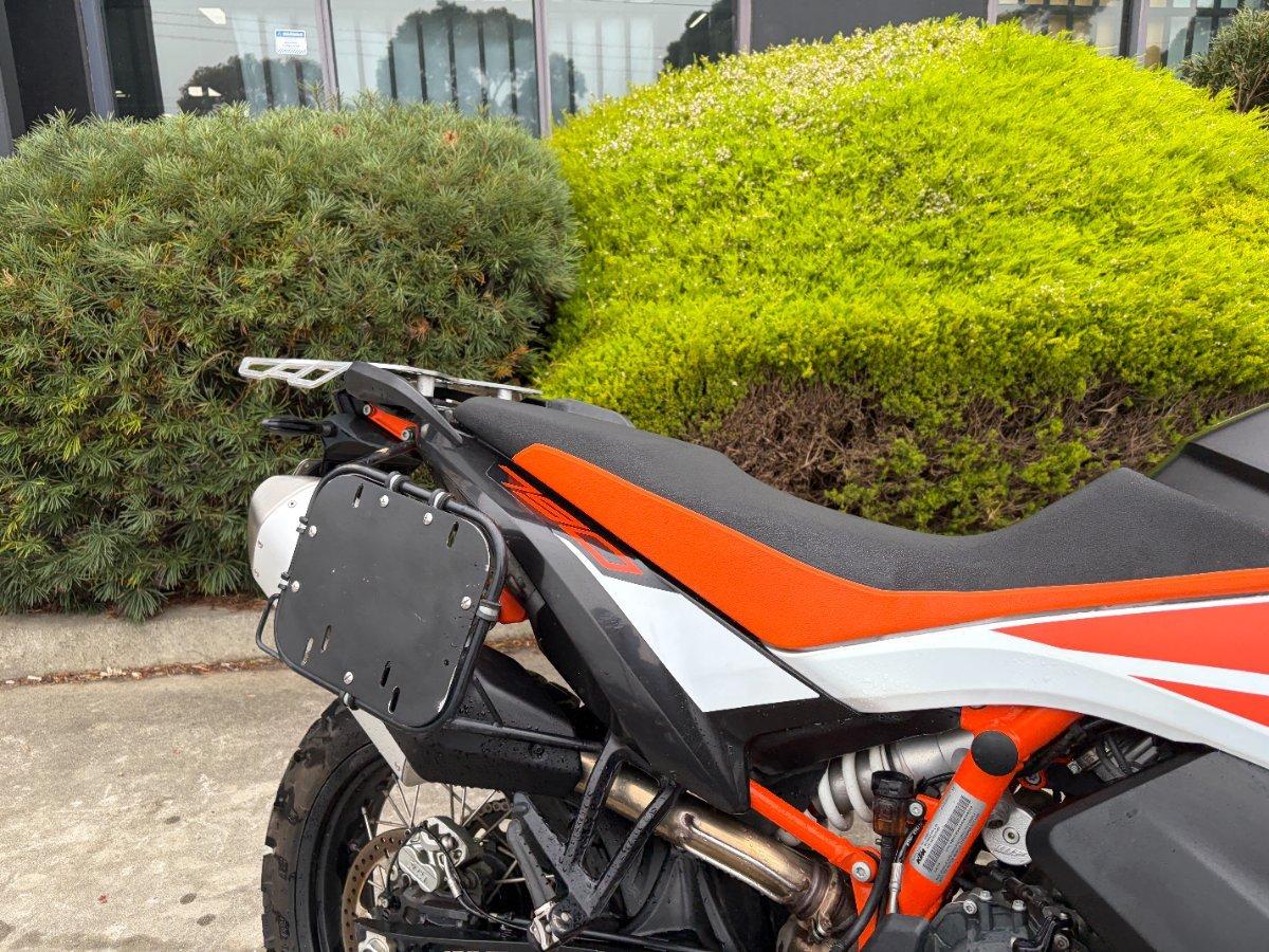 2019 KTM 790 ADVENTURE R DUAL SPORTS