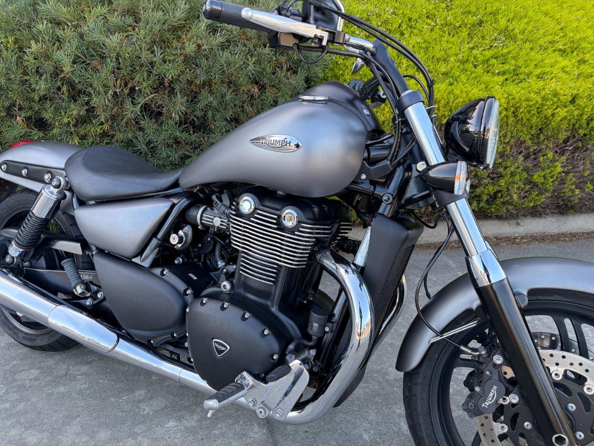 2015 TRIUMPH THUNDERBIRD STORM (ABS) CRUISER