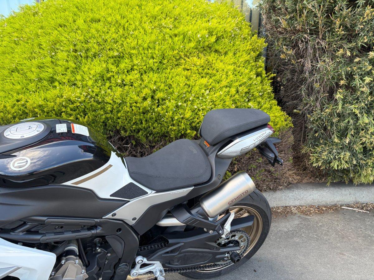 2025 CFMOTO 500 SR VOOM SPORTS