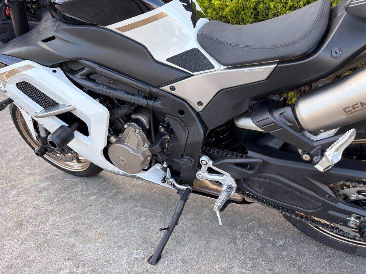 2025 CFMOTO 500 SR VOOM SPORTS