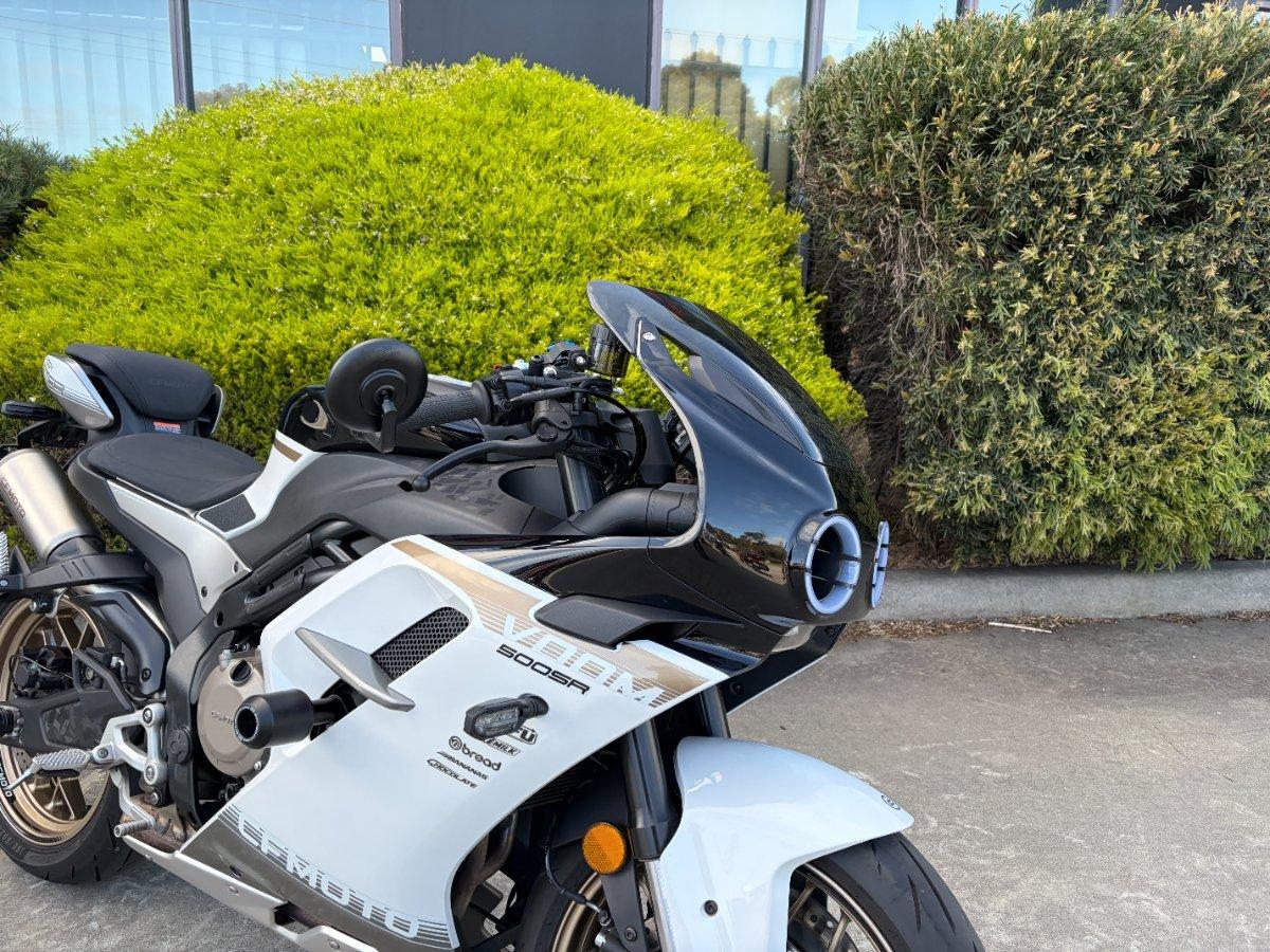 2025 CFMOTO 500 SR VOOM SPORTS