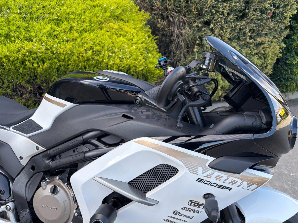 2025 CFMOTO 500 SR VOOM SPORTS