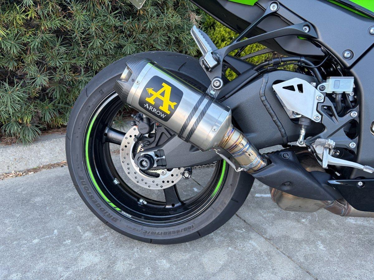 2025 KAWASAKI NINJA ZX-10R SPORTS