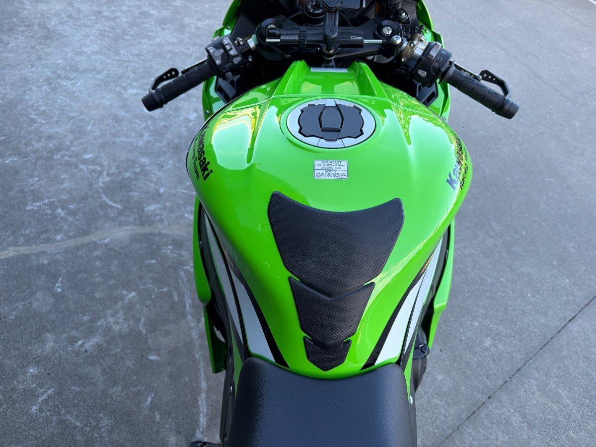 2025 KAWASAKI NINJA ZX-10R SPORTS