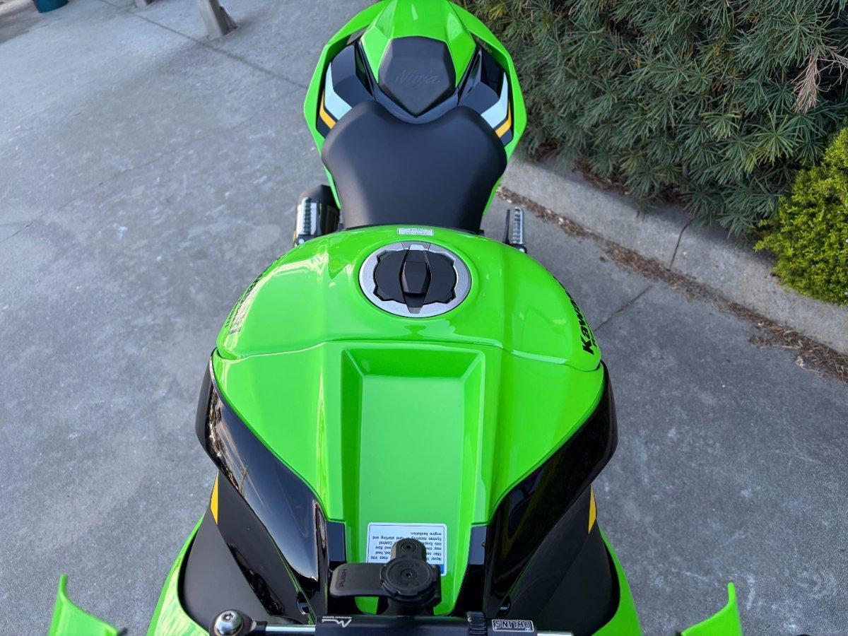 2025 KAWASAKI NINJA ZX-10R SPORTS