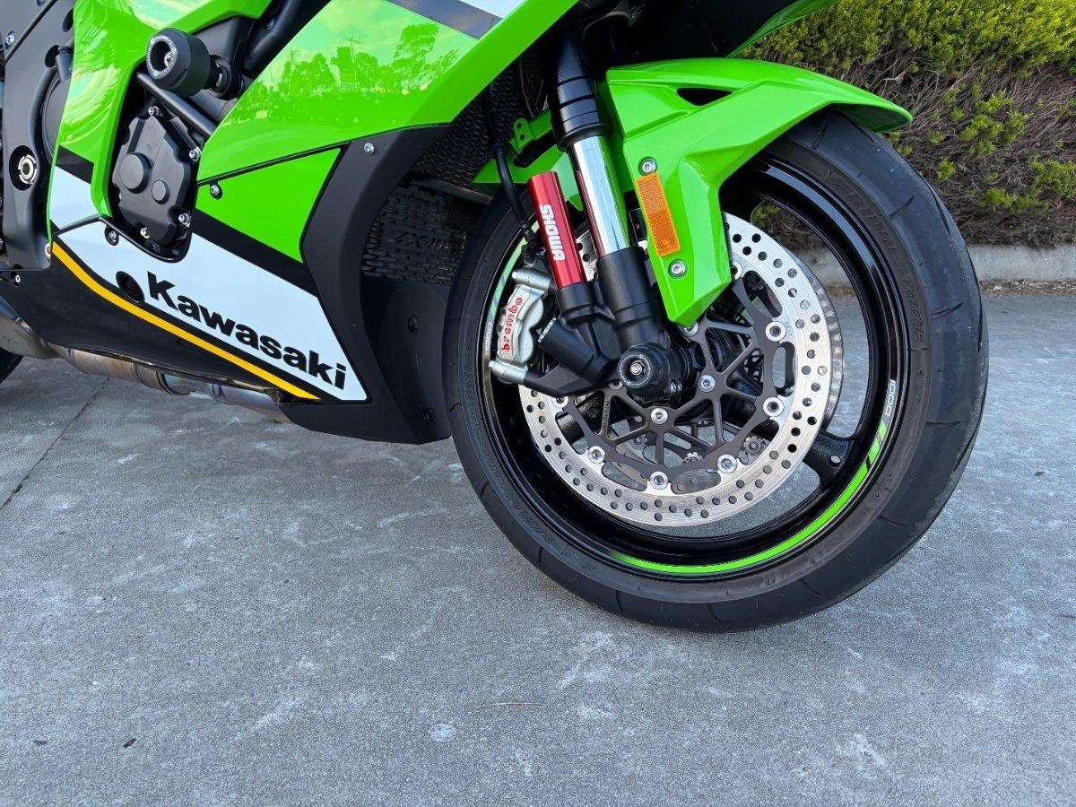 2025 KAWASAKI NINJA ZX-10R SPORTS