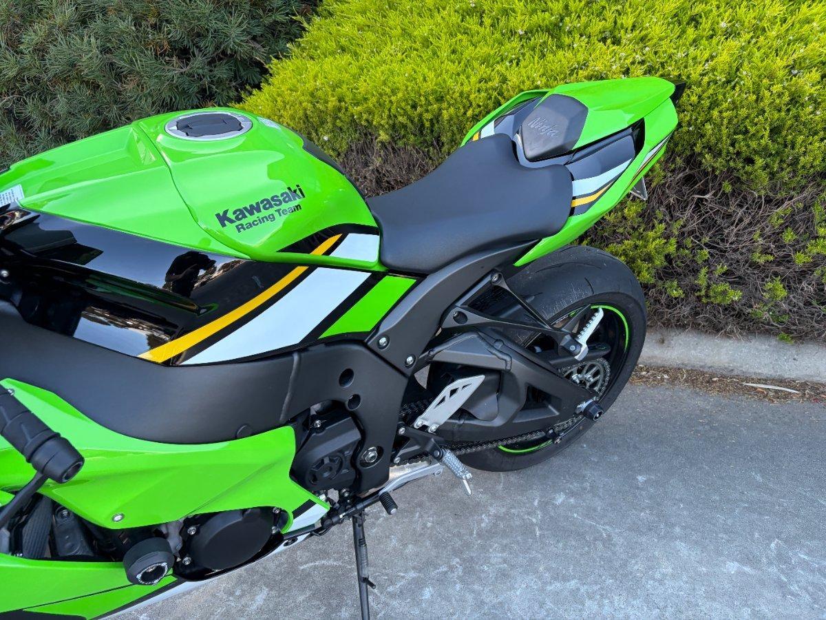 2025 KAWASAKI NINJA ZX-10R SPORTS