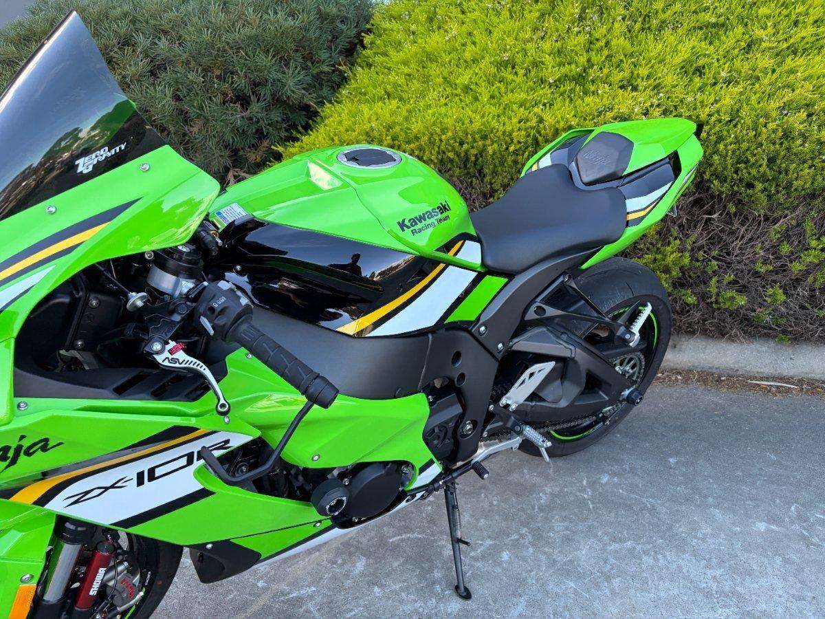 2025 KAWASAKI NINJA ZX-10R SPORTS
