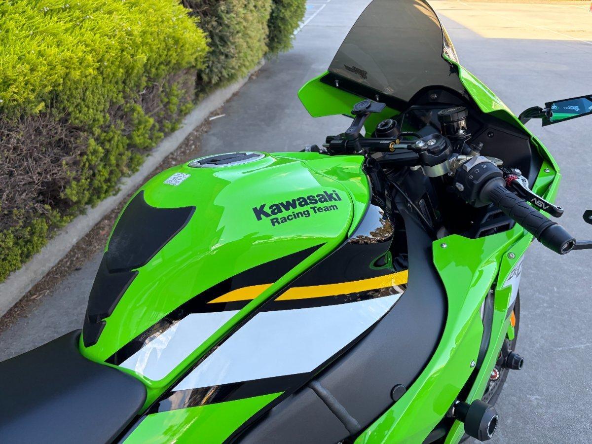 2025 KAWASAKI NINJA ZX-10R SPORTS