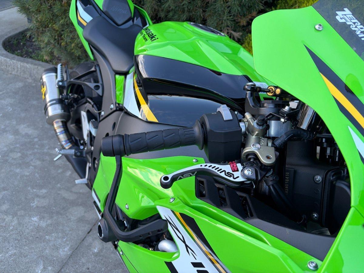 2025 KAWASAKI NINJA ZX-10R SPORTS