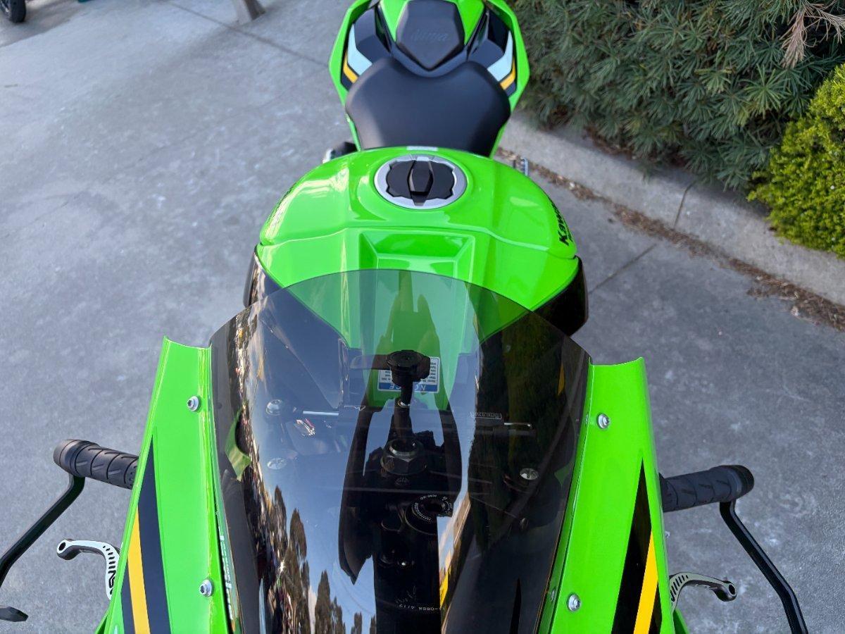 2025 KAWASAKI NINJA ZX-10R SPORTS