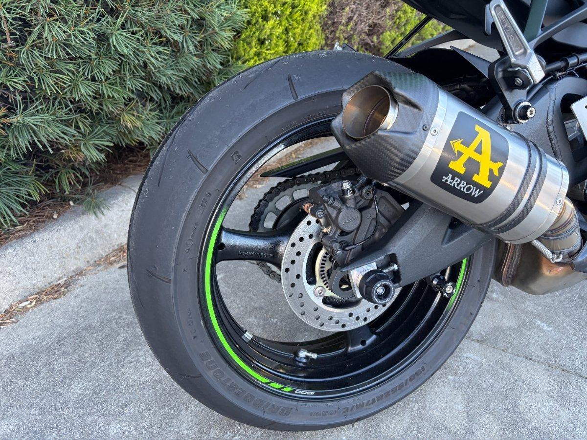 2025 KAWASAKI NINJA ZX-10R SPORTS