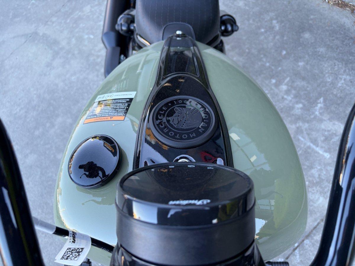 2026 INDIAN CHIEF BOBBER DARK HORSE TOURER