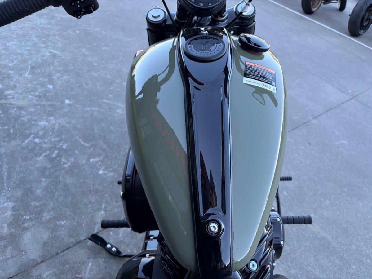 2026 INDIAN CHIEF BOBBER DARK HORSE TOURER
