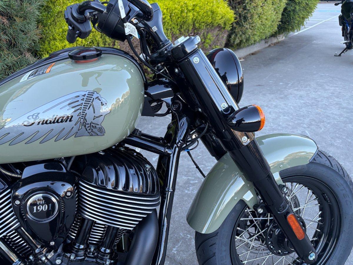2026 INDIAN CHIEF BOBBER DARK HORSE TOURER