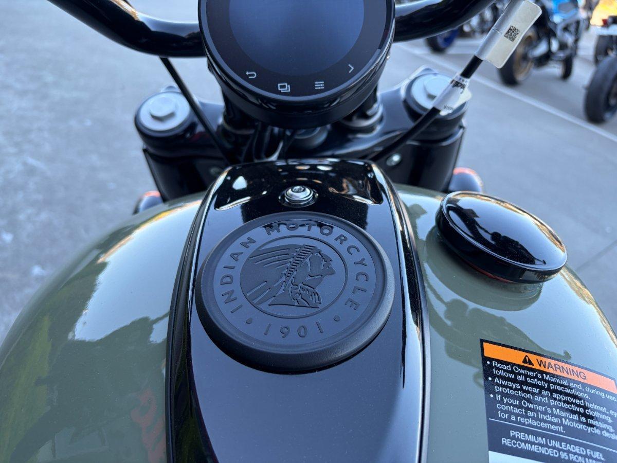2026 INDIAN CHIEF BOBBER DARK HORSE TOURER