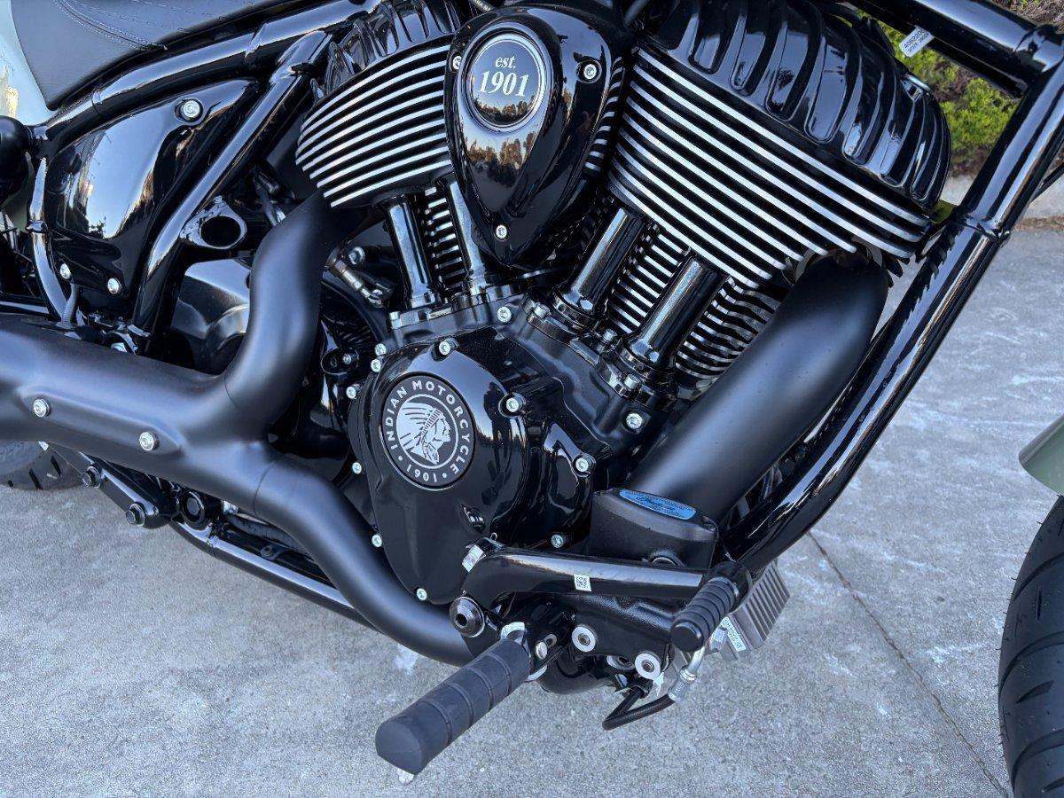 2026 INDIAN CHIEF BOBBER DARK HORSE TOURER