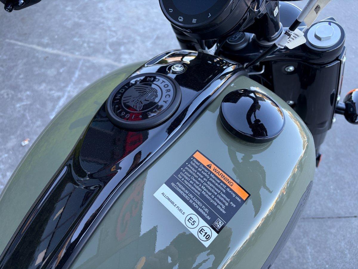 2026 INDIAN CHIEF BOBBER DARK HORSE TOURER