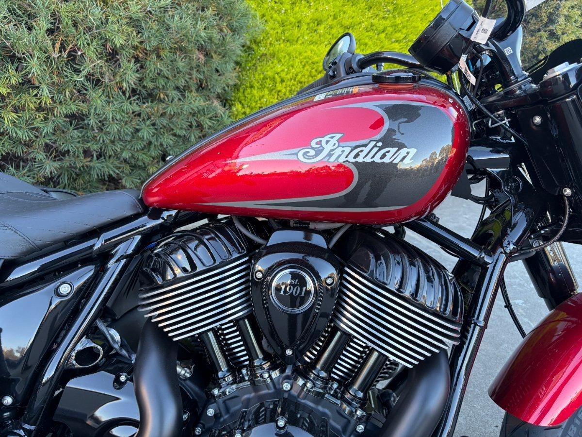 2026 INDIAN SUPER CHIEF DARK HORSE CRUISER