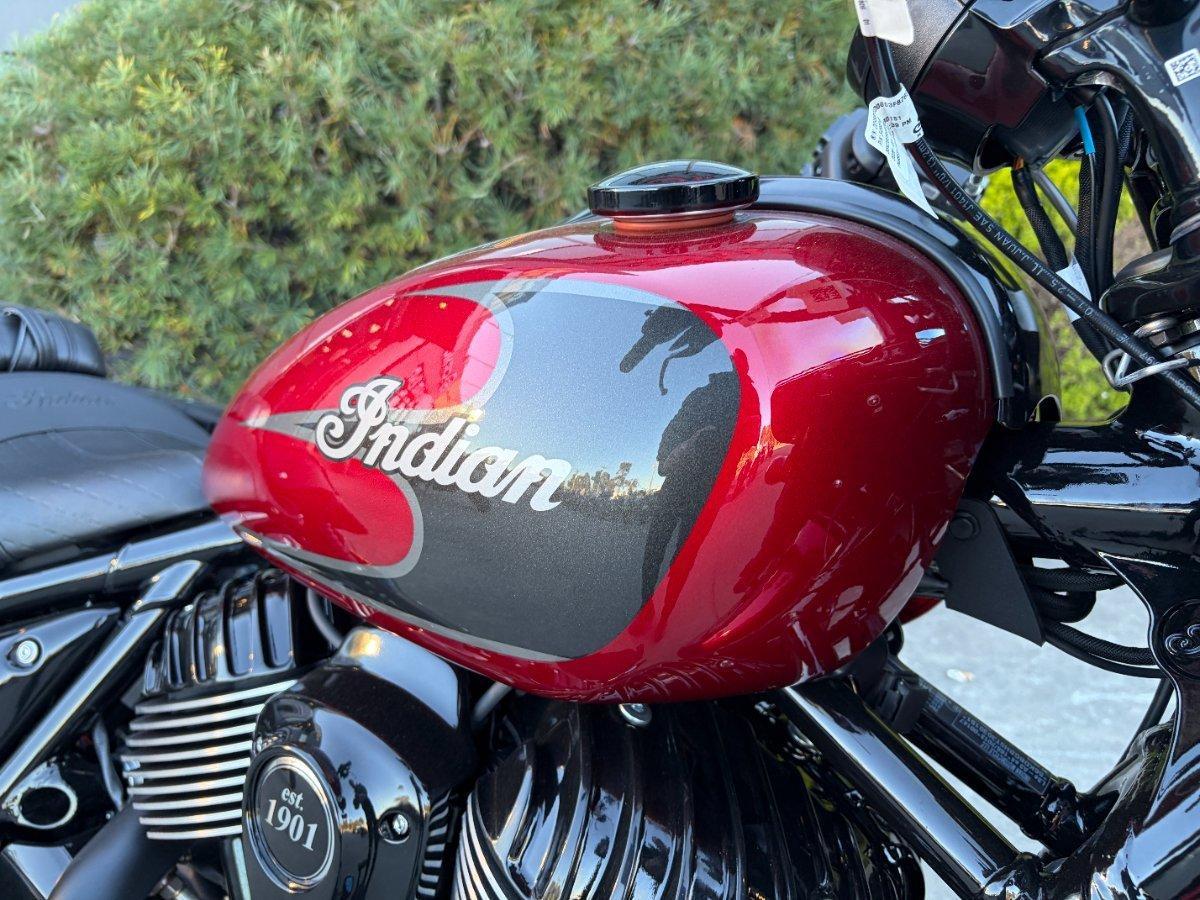 2026 INDIAN SUPER CHIEF DARK HORSE CRUISER