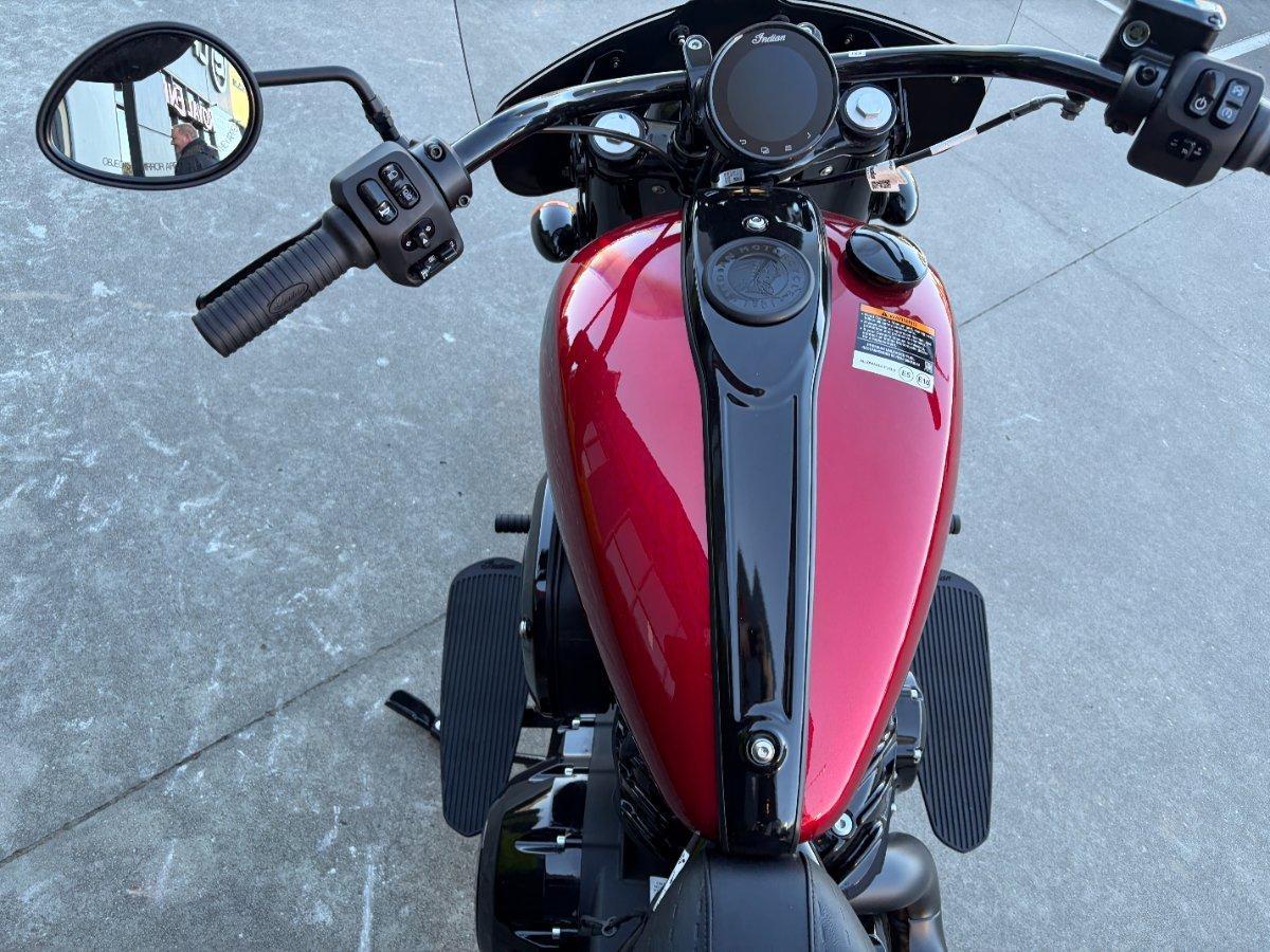 2026 INDIAN SUPER CHIEF DARK HORSE CRUISER
