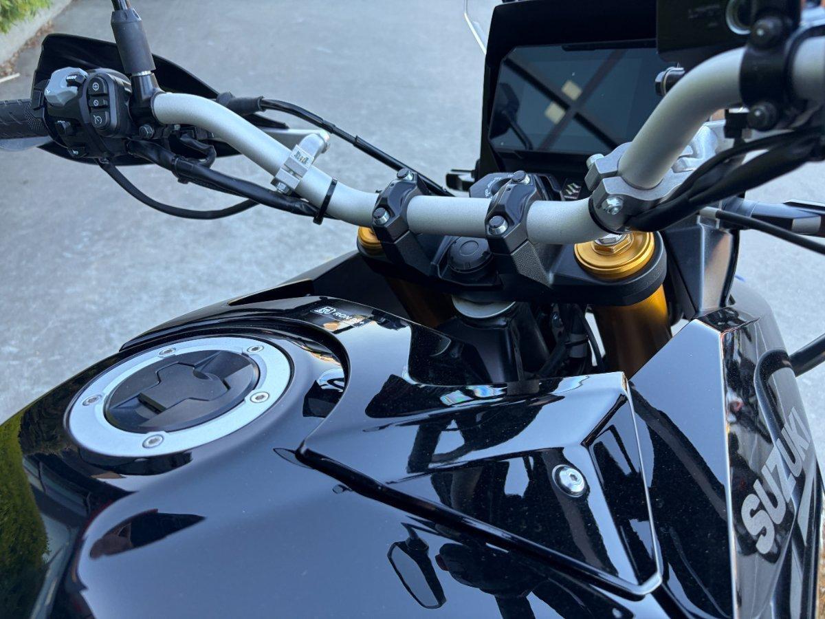 2023 SUZUKI V-STROM 800DE ROAD