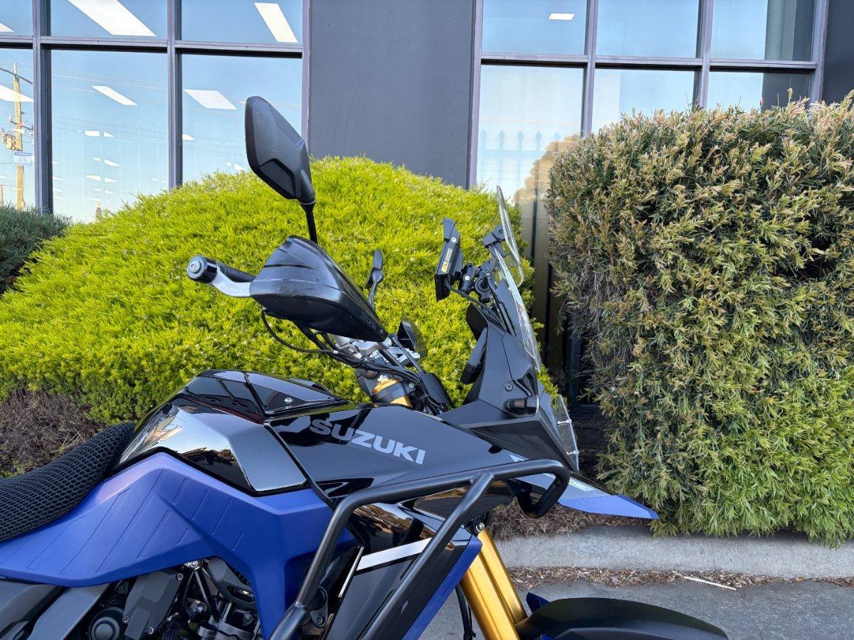 2023 SUZUKI V-STROM 800DE ROAD
