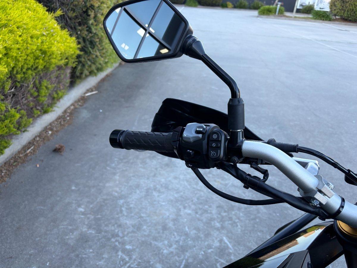2023 SUZUKI V-STROM 800DE ROAD