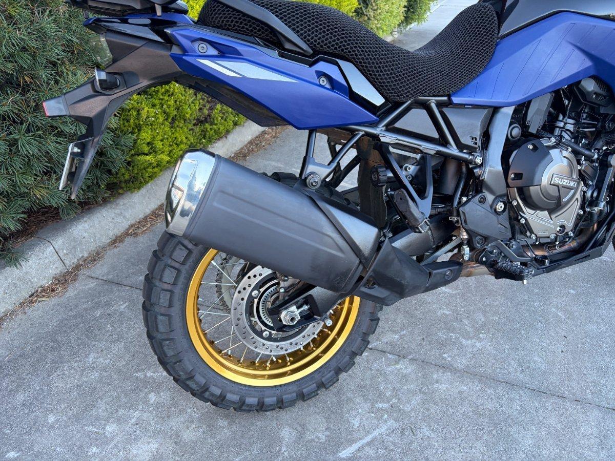 2023 SUZUKI V-STROM 800DE ROAD