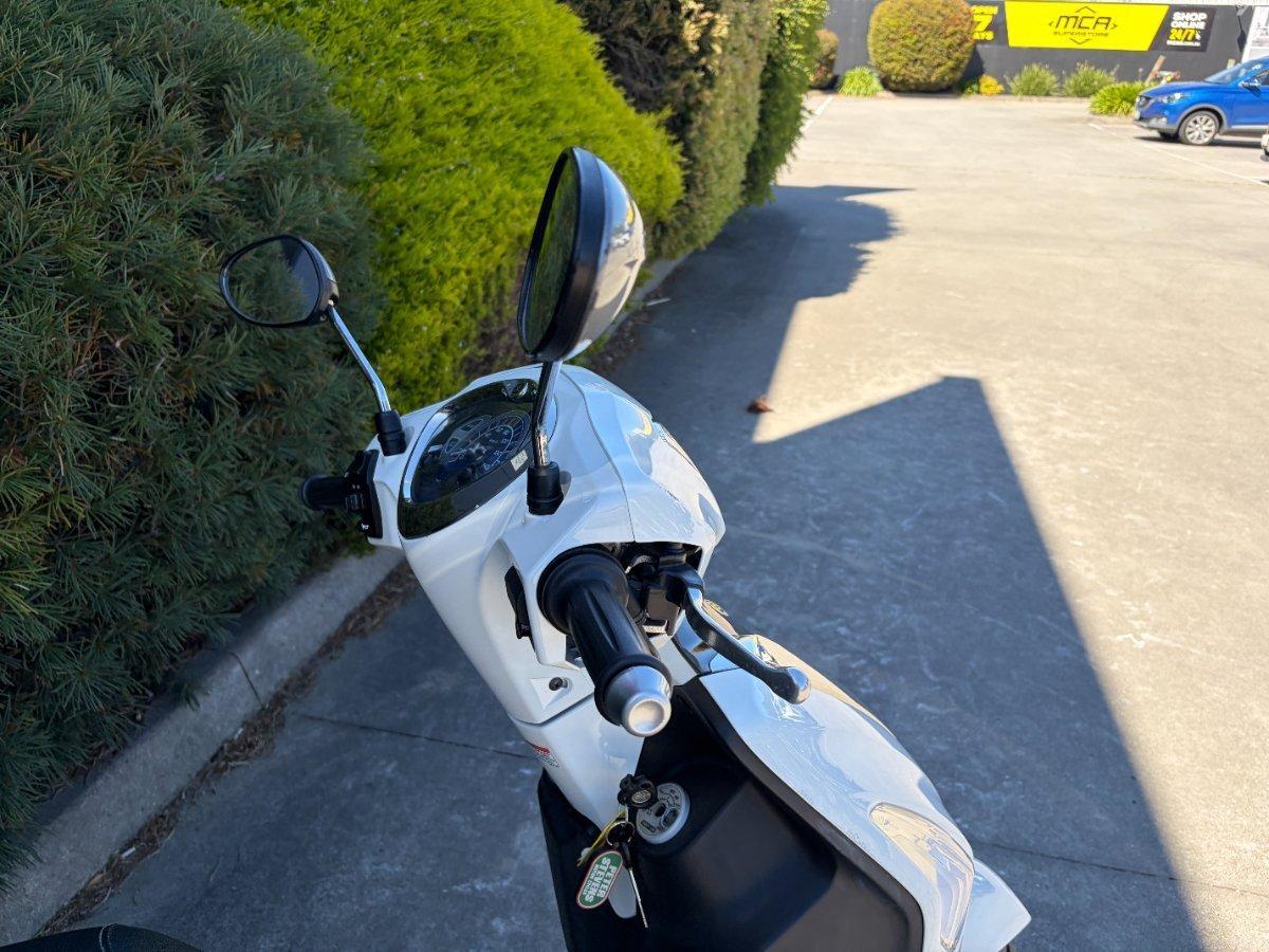 2018 YAMAHA D ELIGHT 125 (LTS125-C) SCOOTER