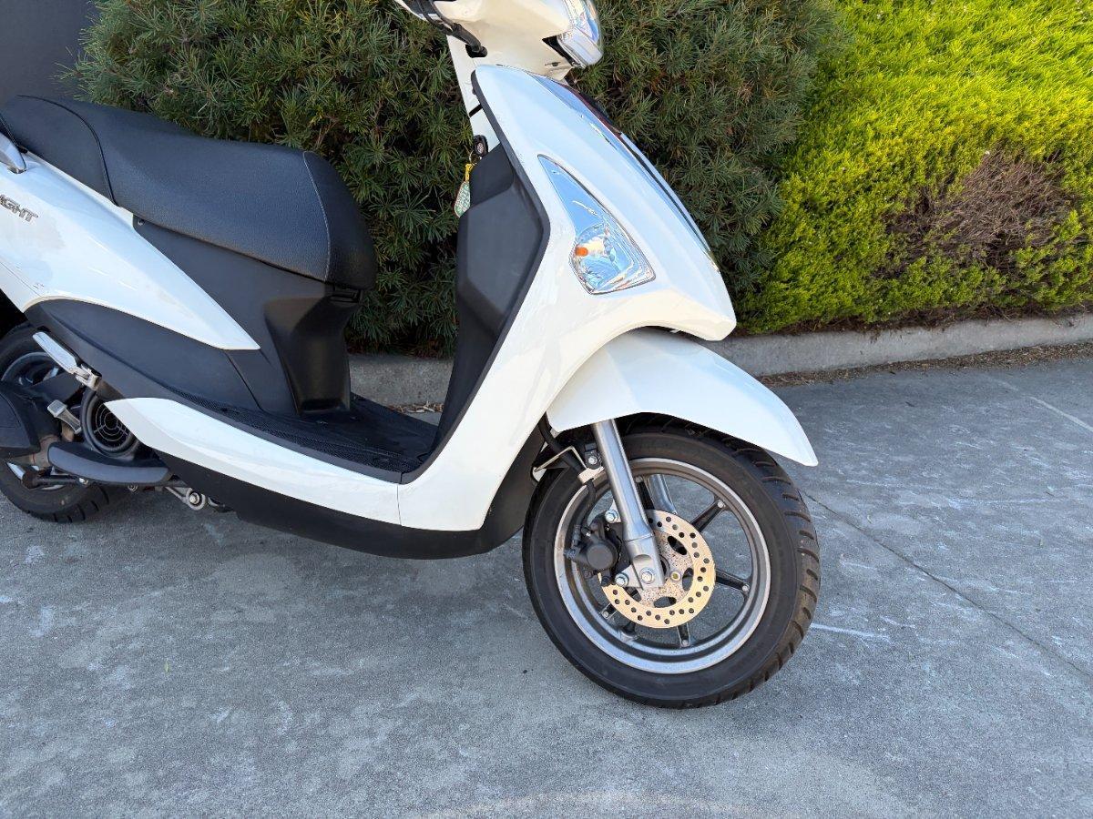 2018 YAMAHA D ELIGHT 125 (LTS125-C) SCOOTER