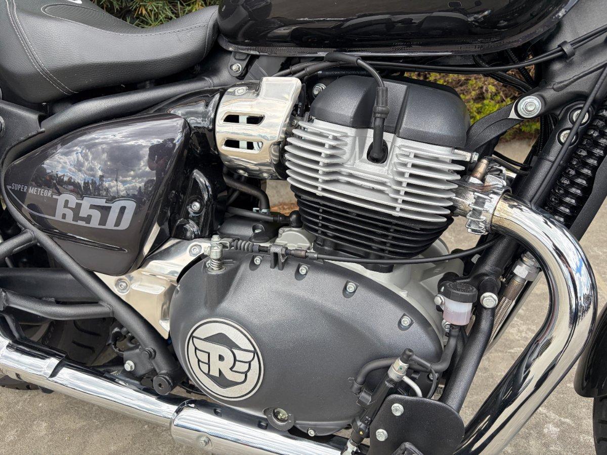 2024 ROYAL ENFIELD SUPER METEOR 650 ROAD