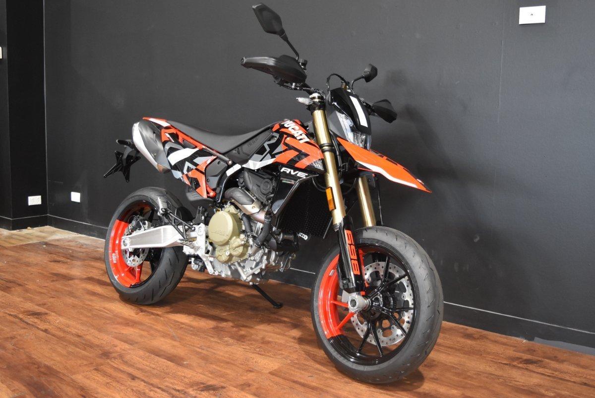 2024 DUCATI HYPERMOTARD MONO RVE DUAL SPORTS
